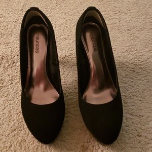 Maurice's round toe pump